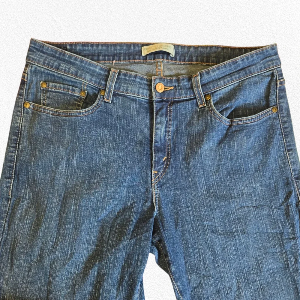 Levi's 512 Perfectly Shaping Medium Wash Mid Rise Wide Leg Bootcut Jeans Size 12